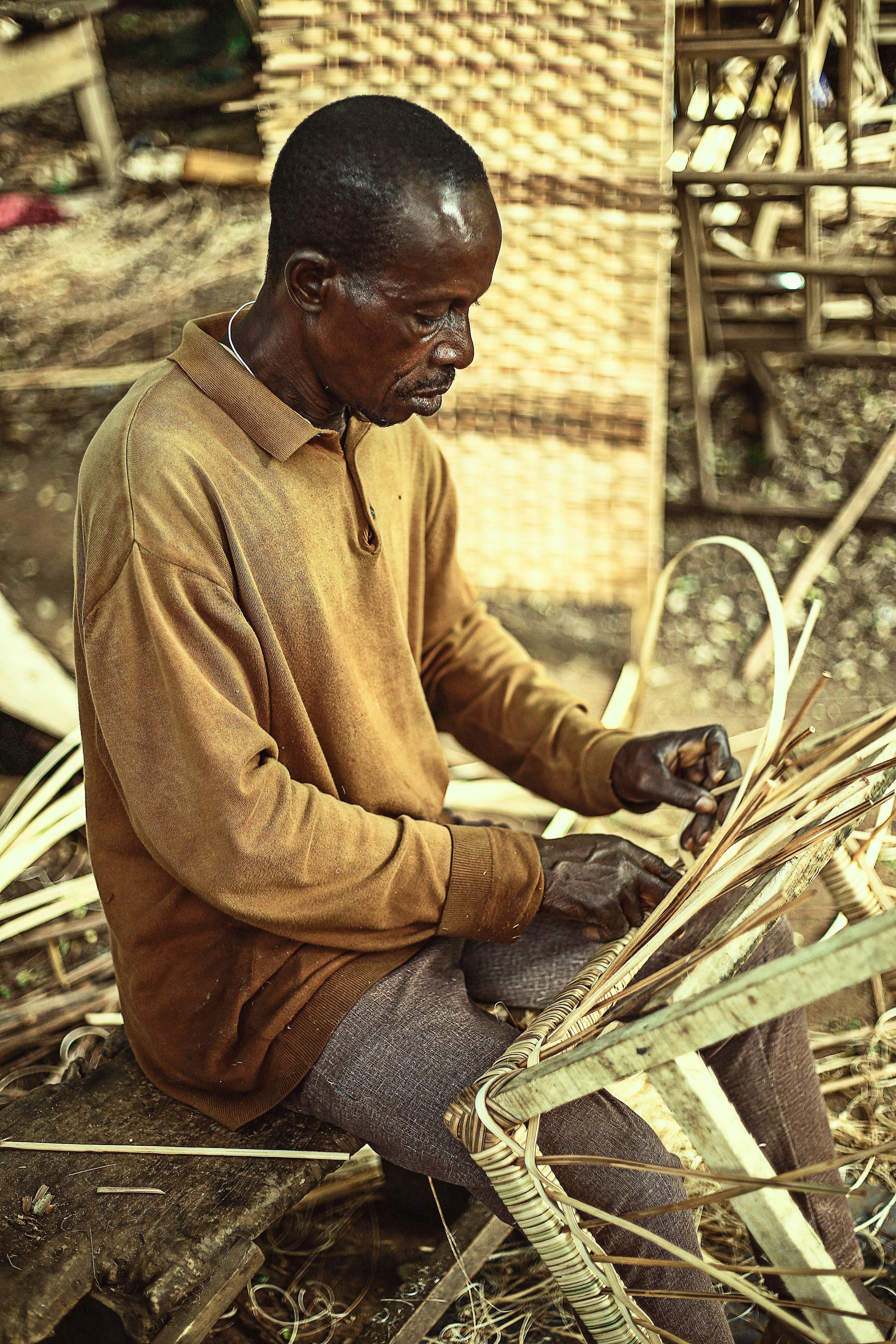 Atelier d'artisans au Burkina Faso
